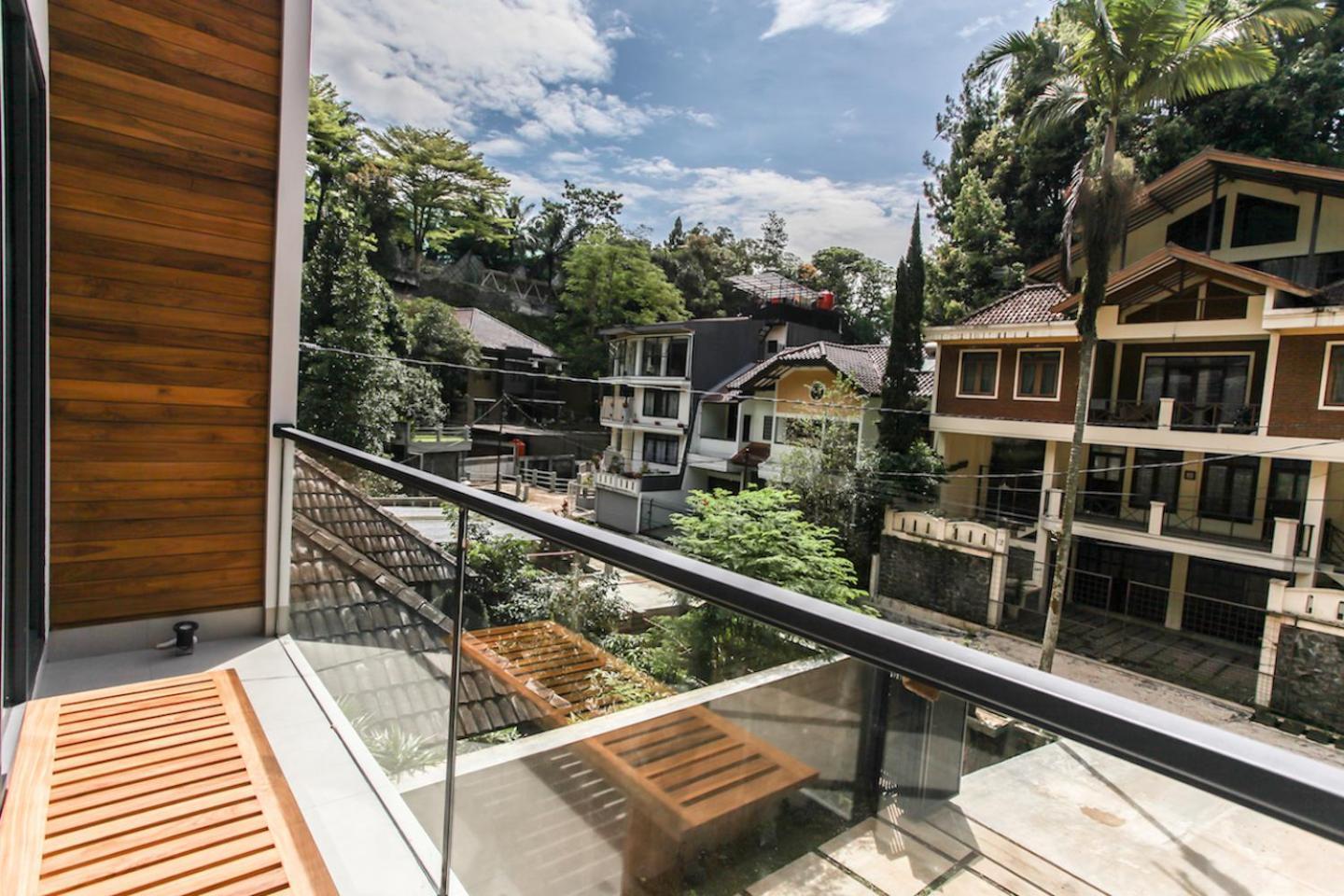 Villa The Banyu House 3 Bandung Exterior foto
